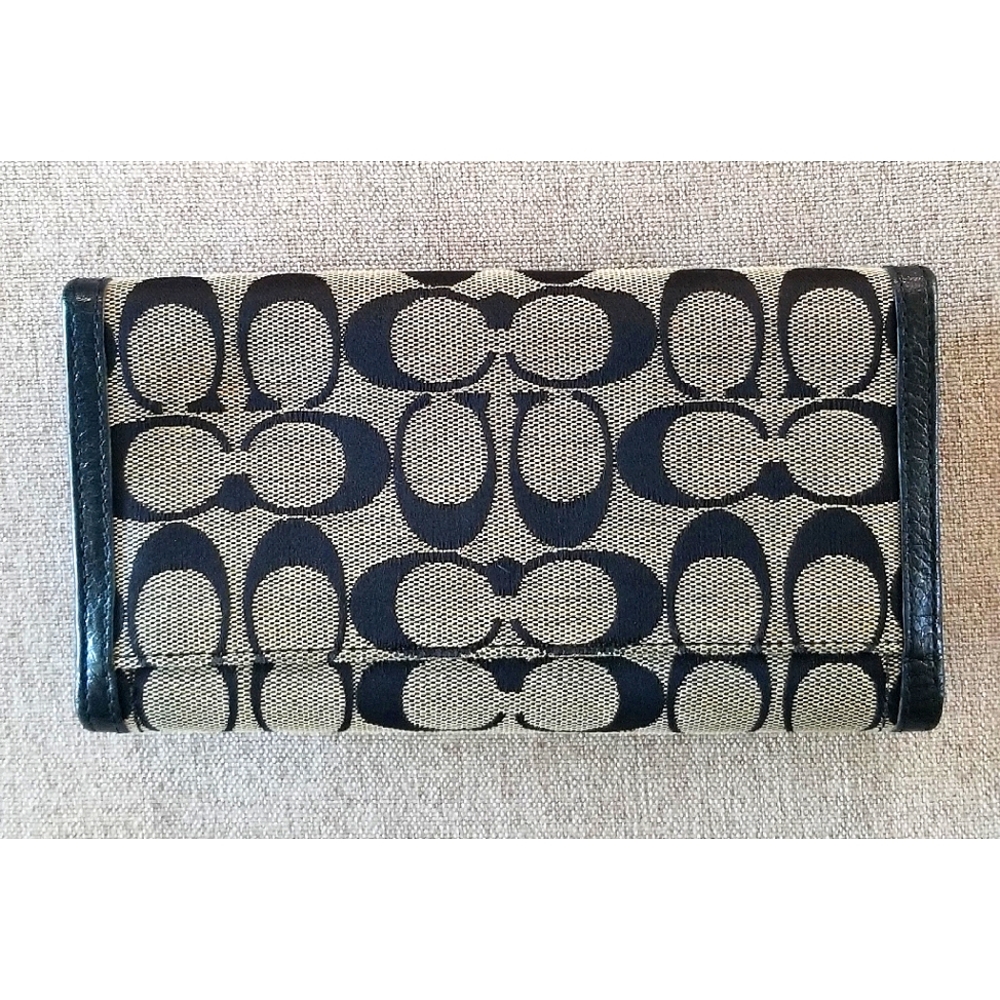 Coach wallet - Picture 2 of 3